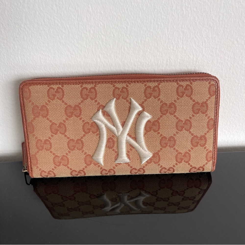 Gucci MLB NY Yankees Wallet